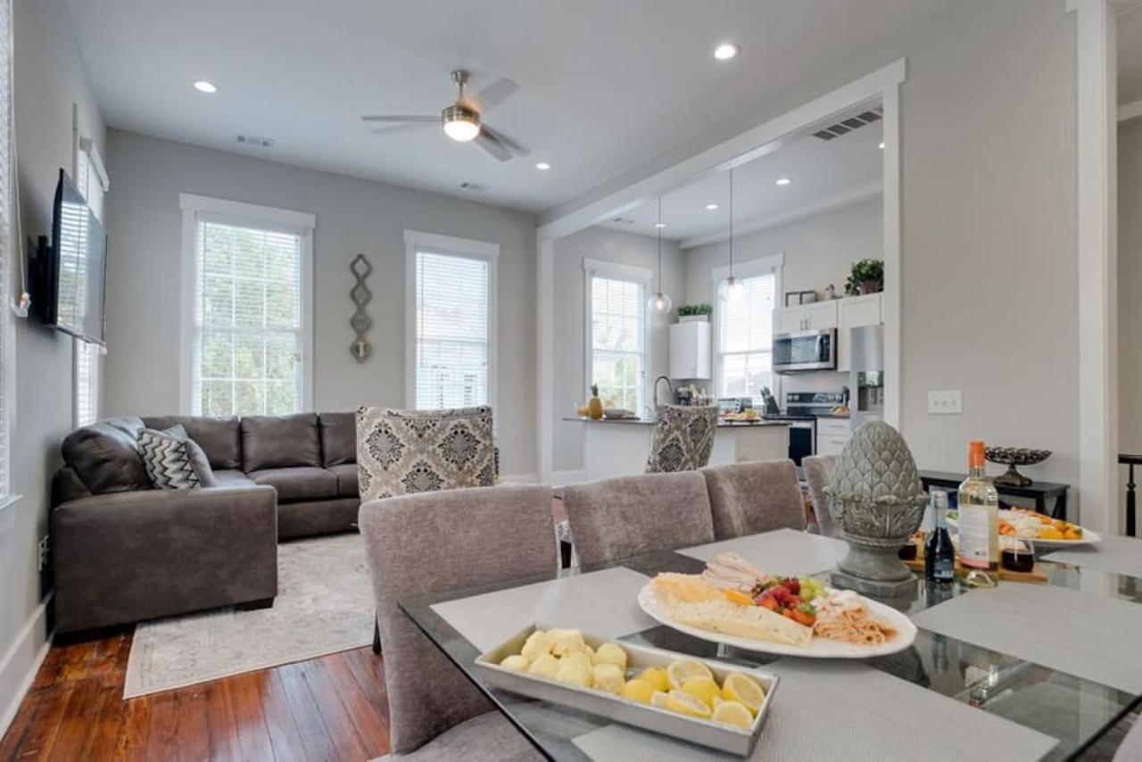 111 Waldburg Street Beautifully Renovated Historic 5 Bedroom 5 Bath Savannah Exterior photo